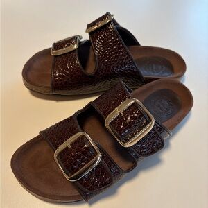 Penelope Chilvers Brand New Brown Sandals with Gold Buckles